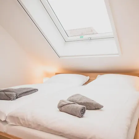 Senden 1 Zwaantje Apartman *