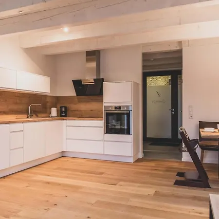 Senden 1 Zwaantje Apartman *